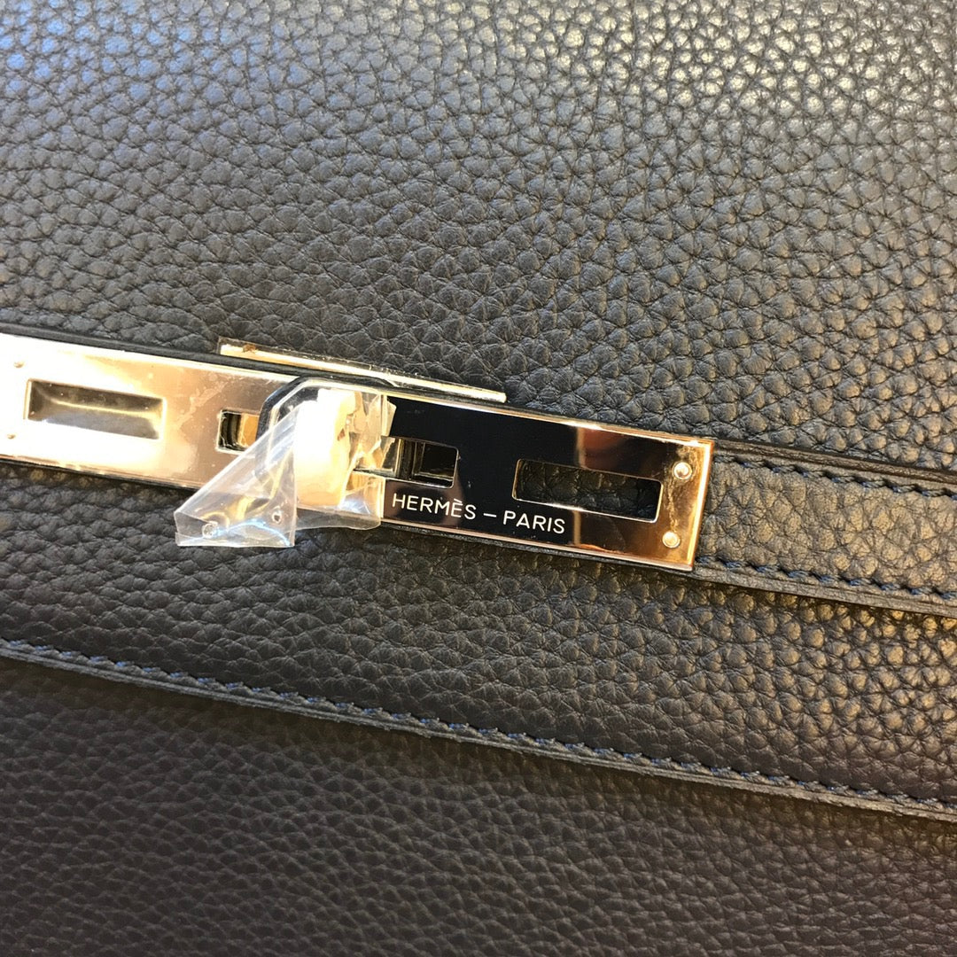 HMS Briefcase