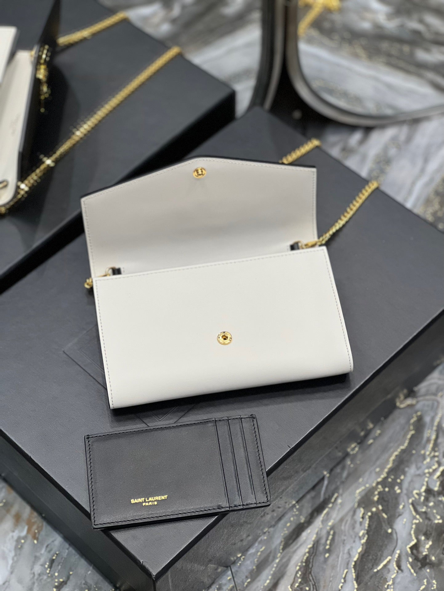 YVT Envelope