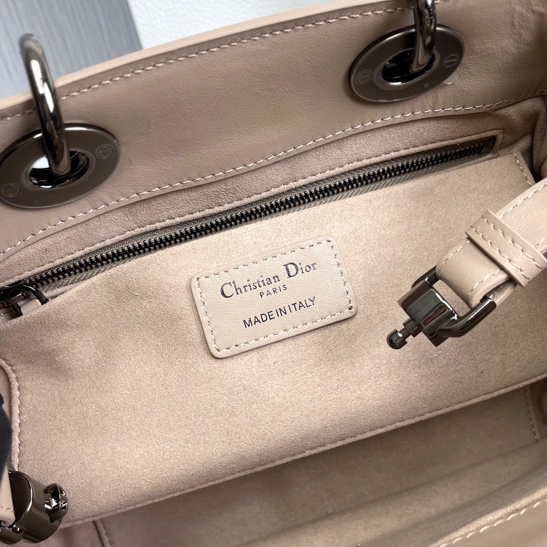 CD Handbag