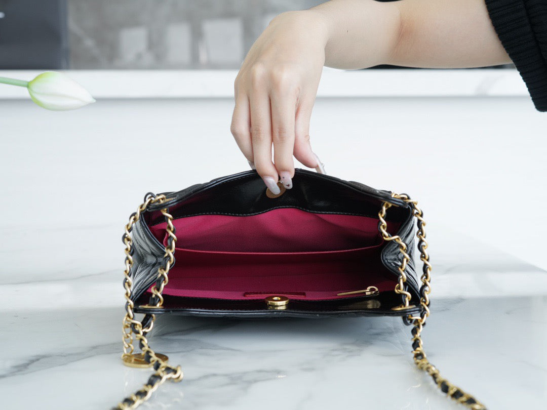 CNL 23C Hobo Bag