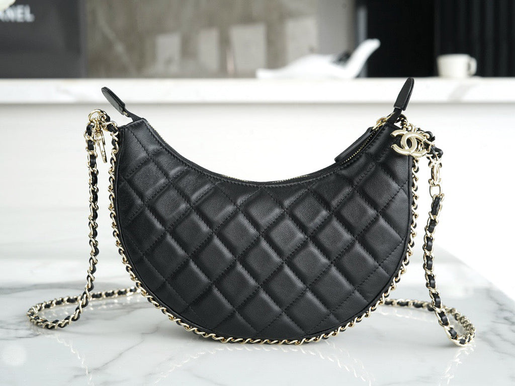 CNL 23p Hobo Bag