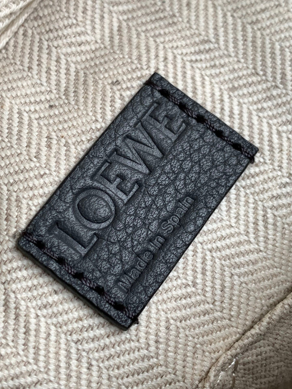 LW Messenger Bag