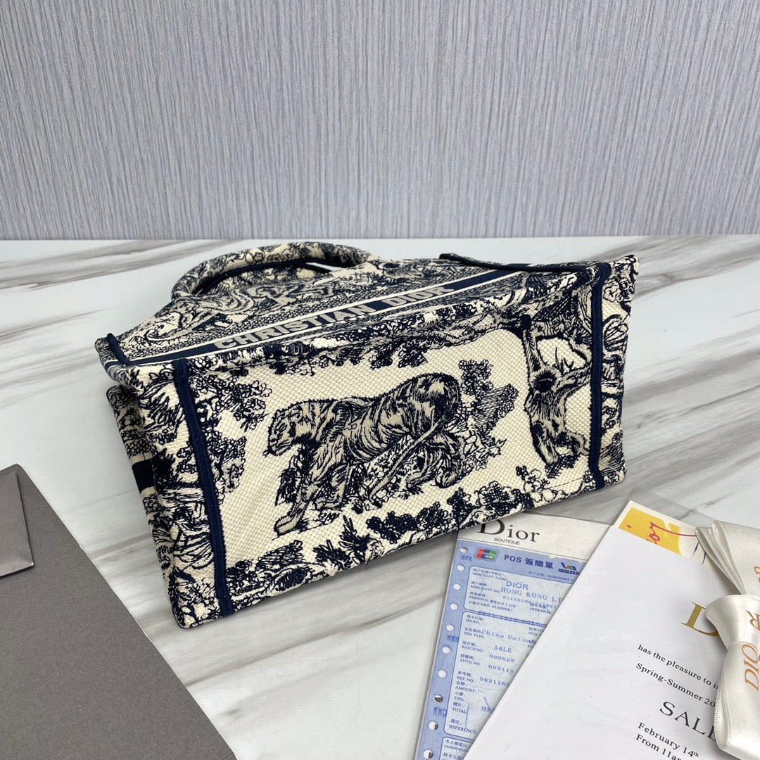 CD Book Tote