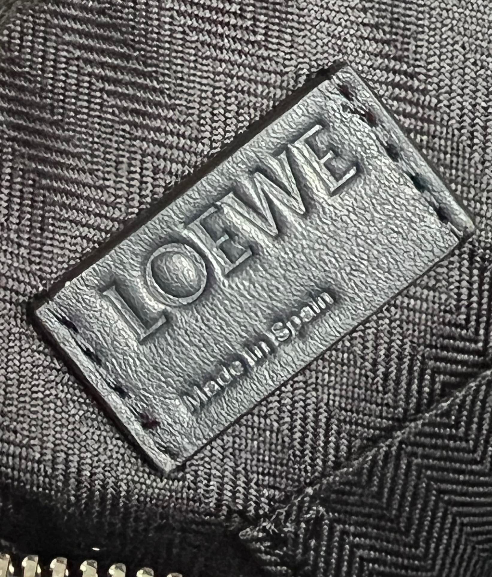 LW Messenger Bag