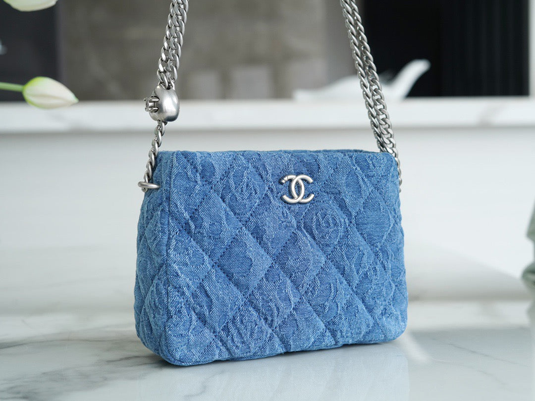 CNL 23P Denim Hobo