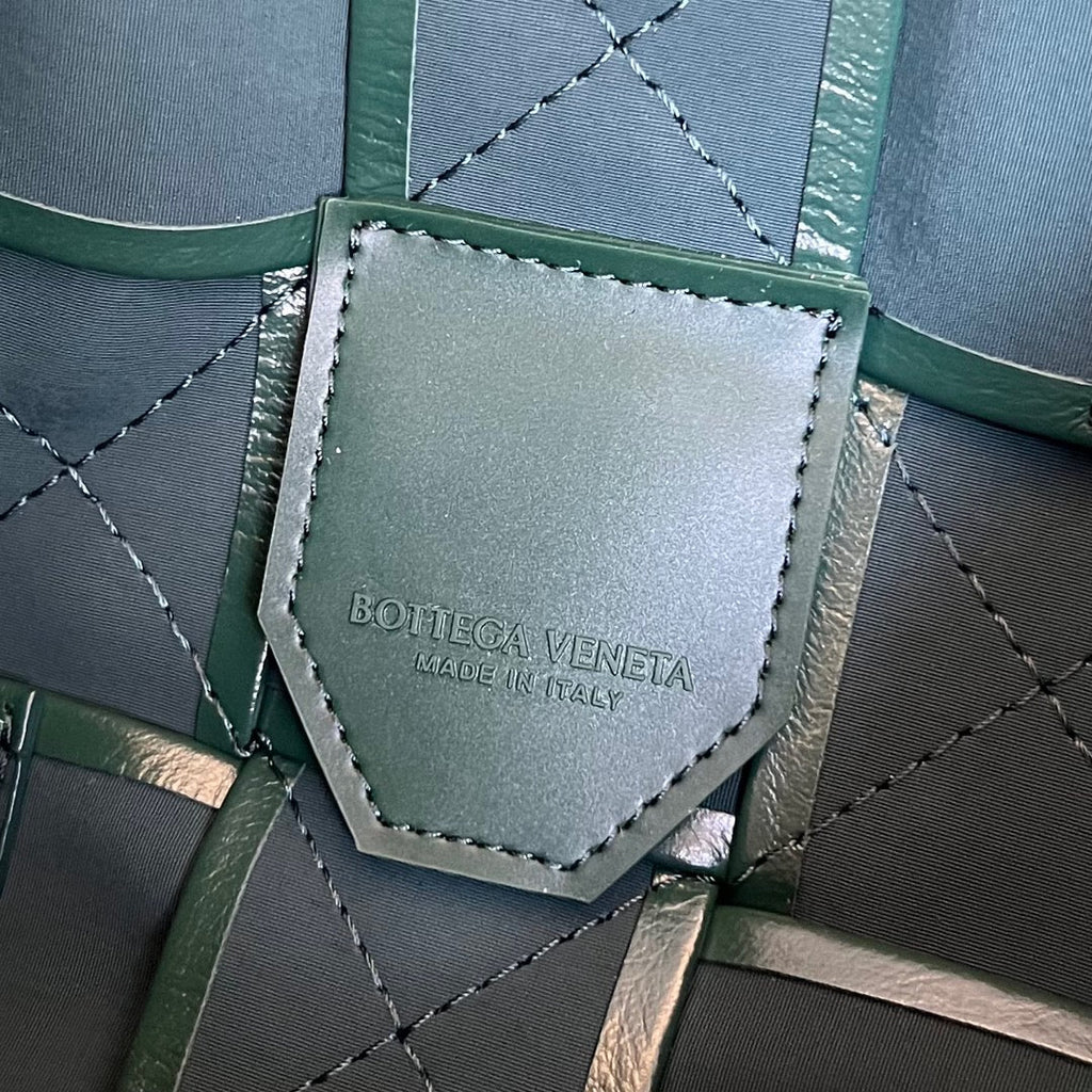 BTV Messenger Bag