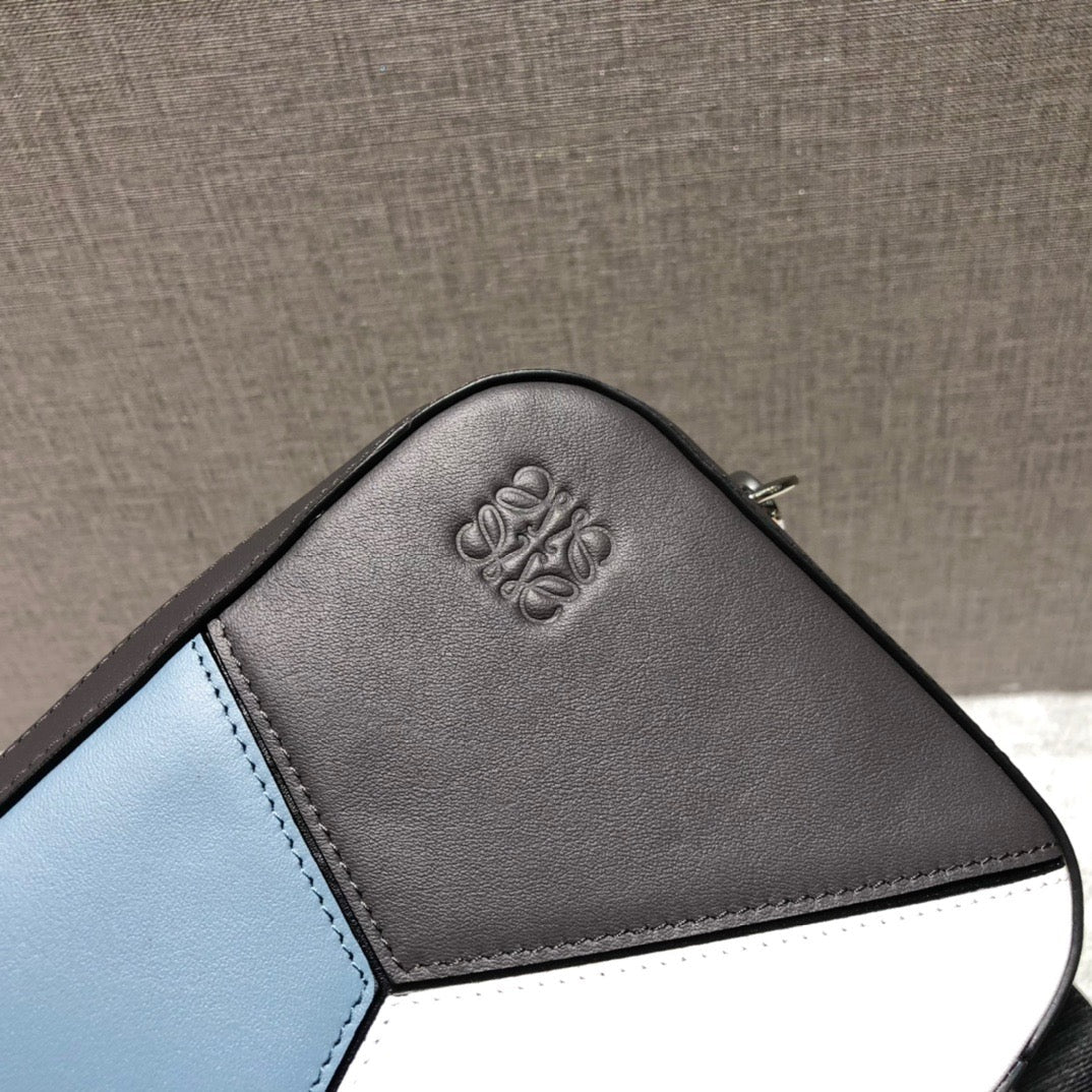 LW Messenger Bag