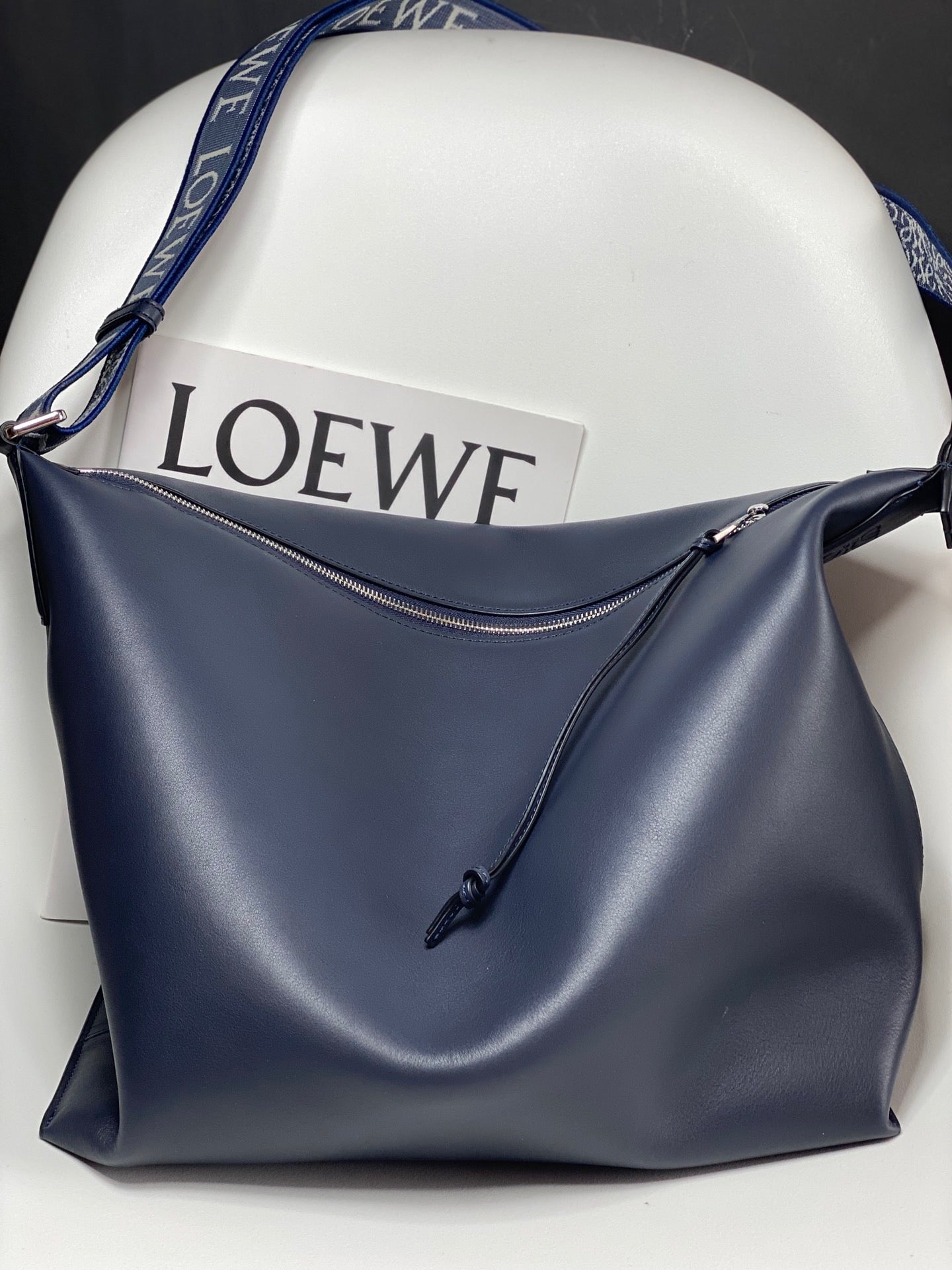 LW Messenger Bag