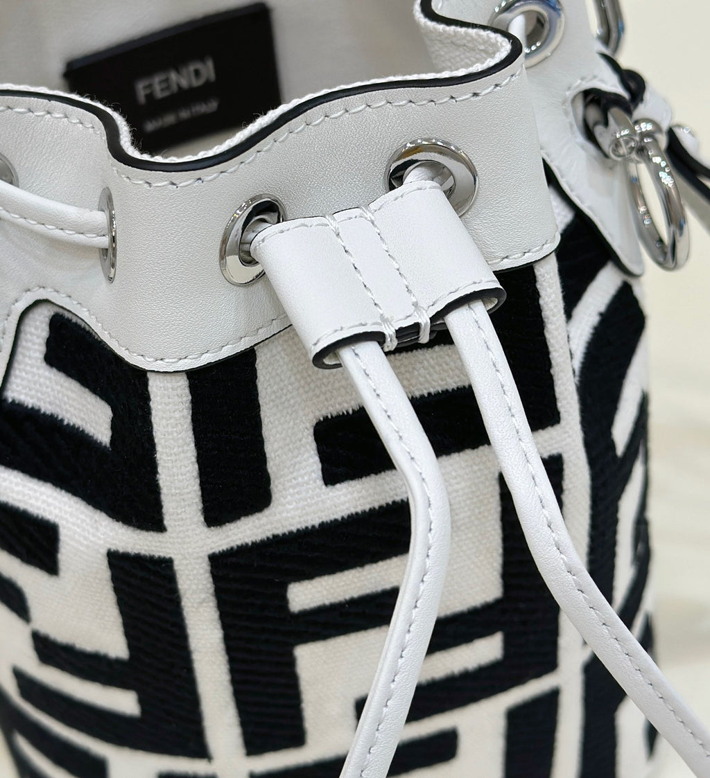 FD Bucket