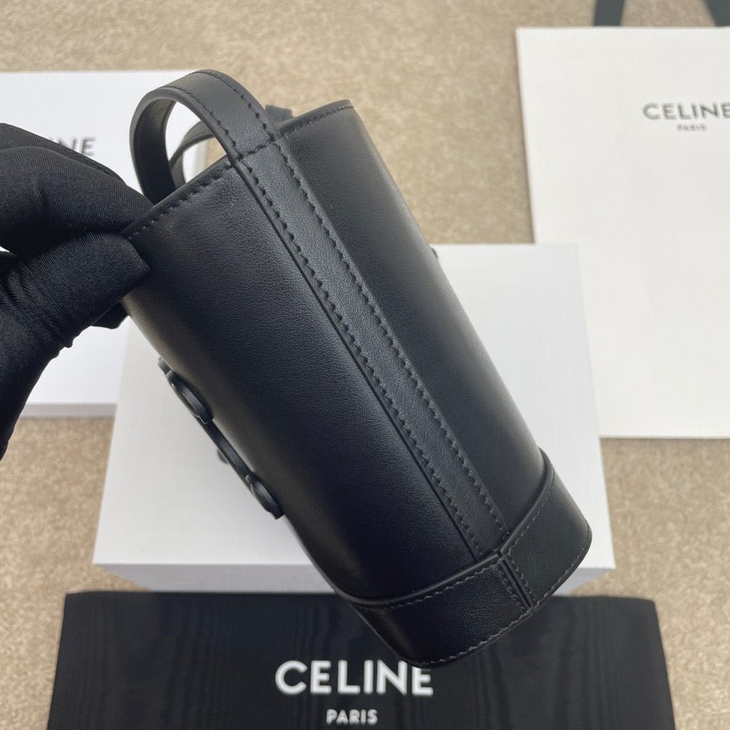 CE Triomphe Bucket