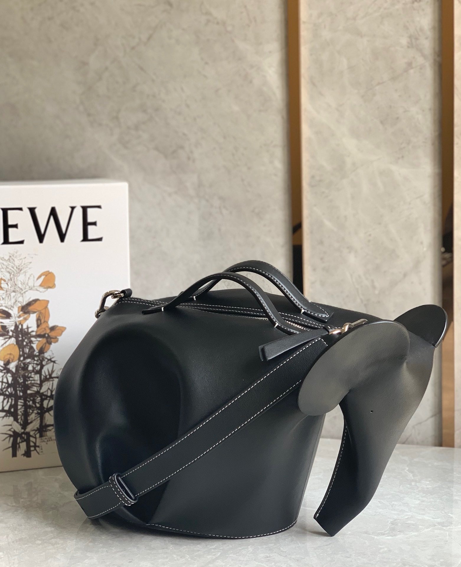 LW Elephant Bag