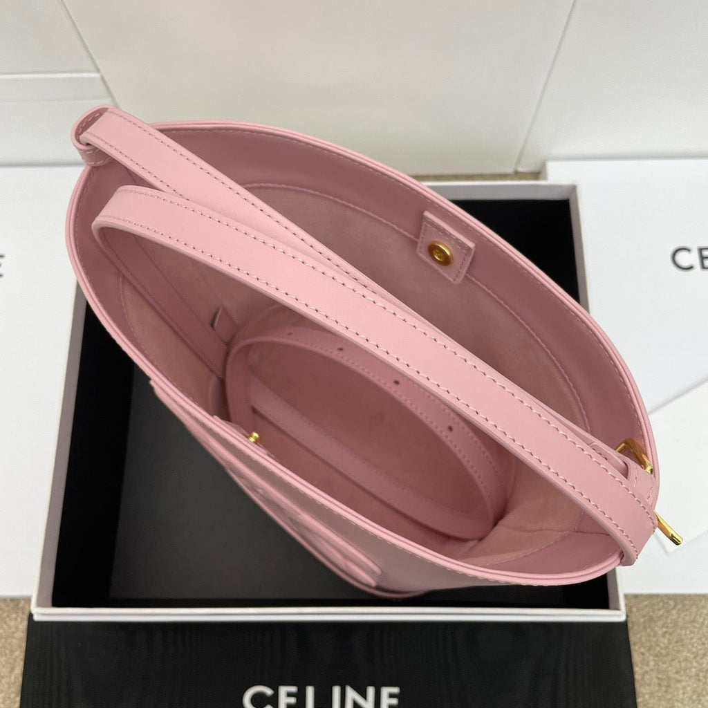 CE Triomphe Bucket