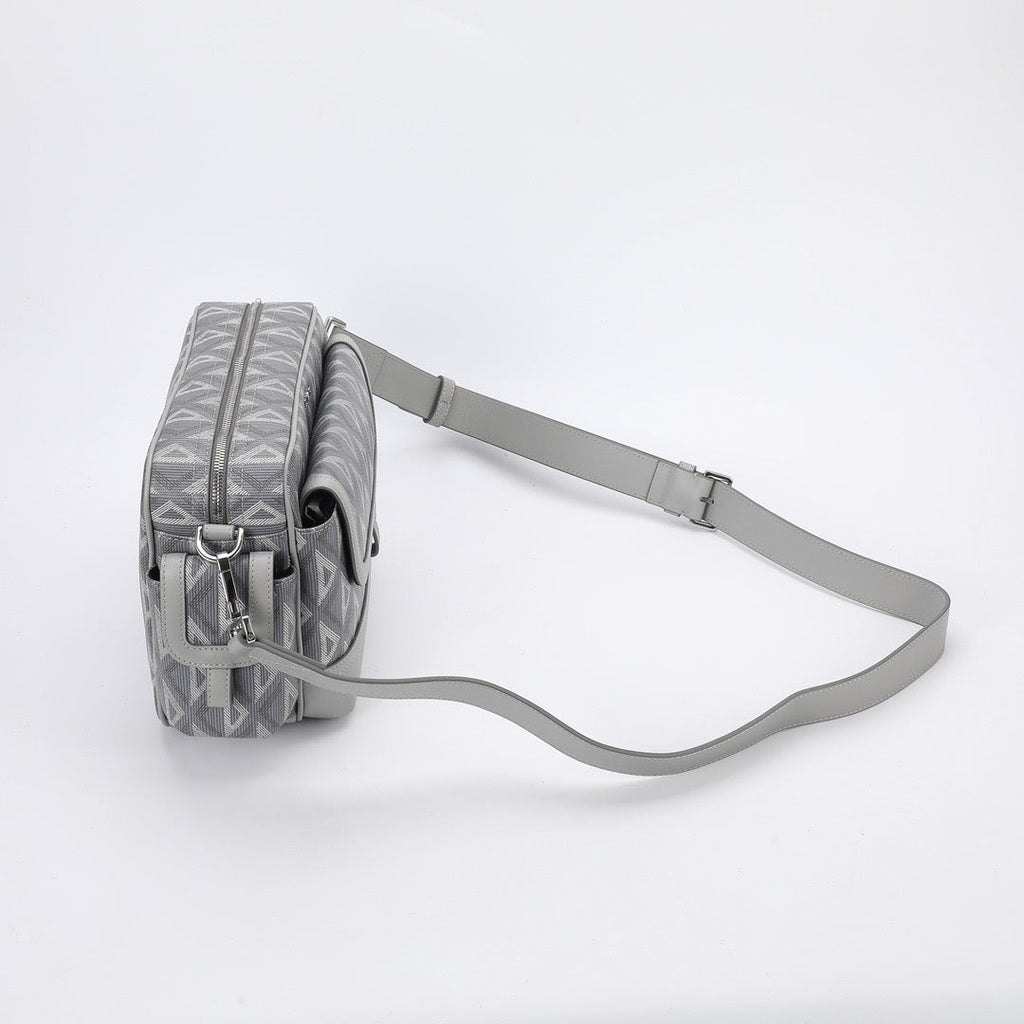 CD Hit The Road Diamond Messenger Bag