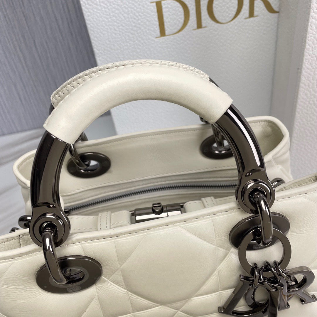 CD Handbag