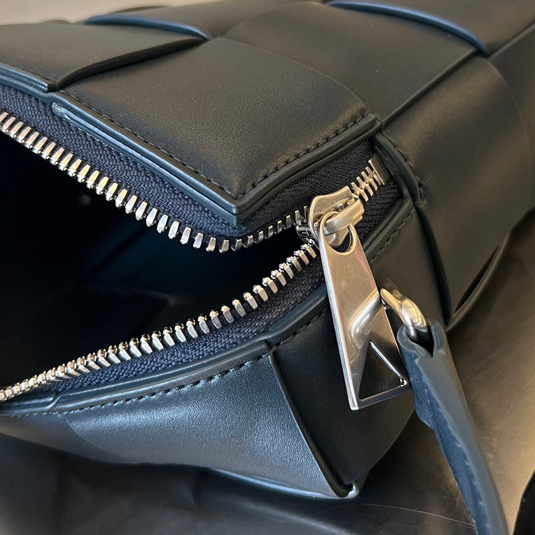 BTV Messenger Bag