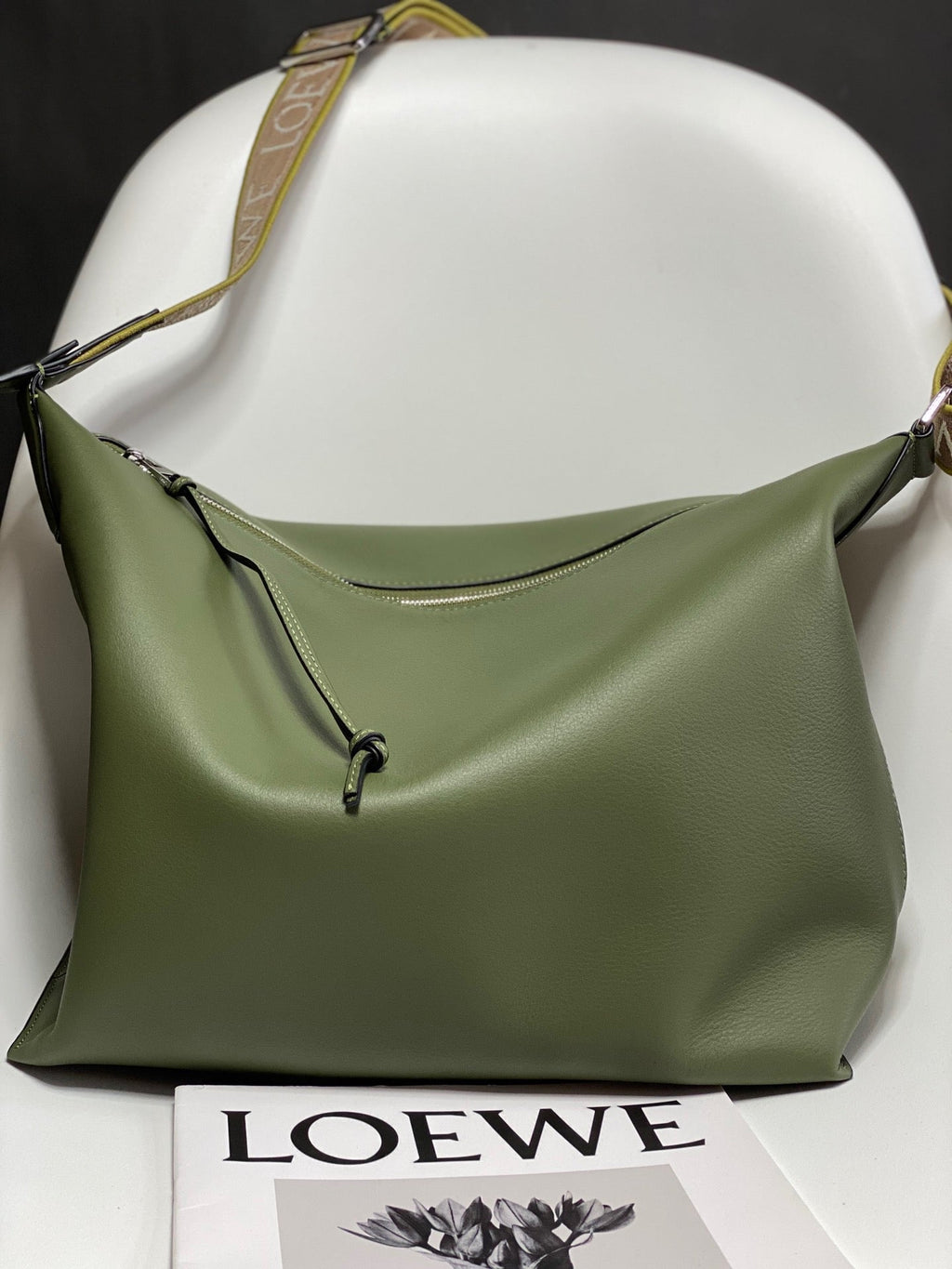 LW Messenger Bag