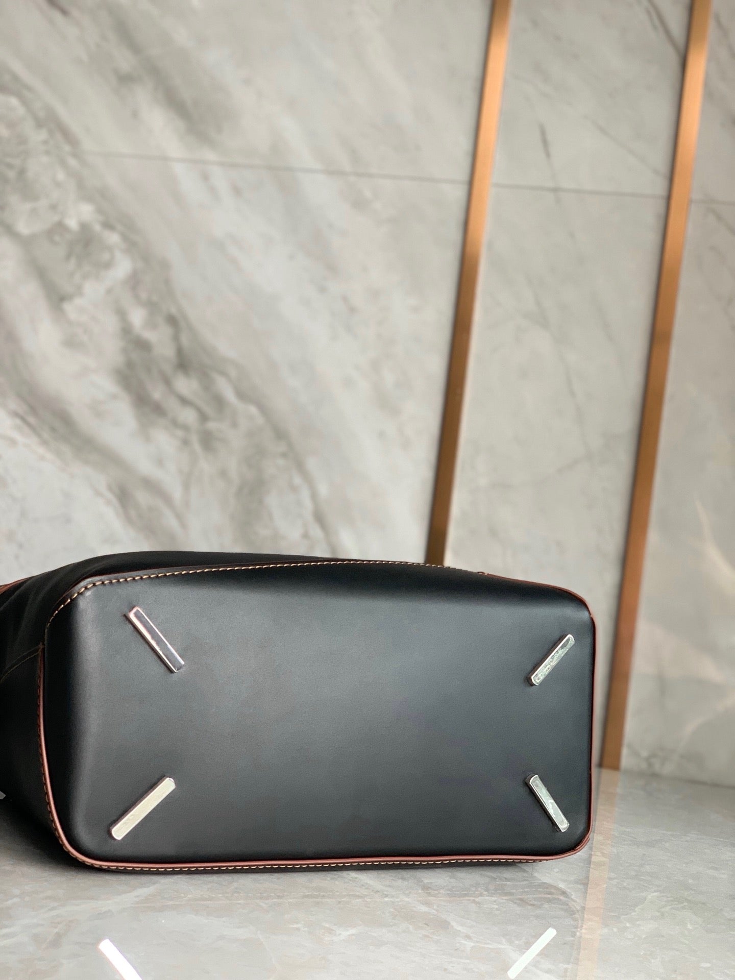 LW Puzzle Bag