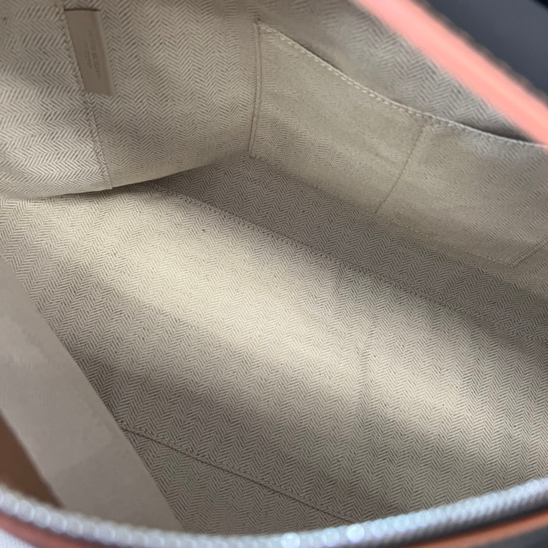 LW Puzzle Bag