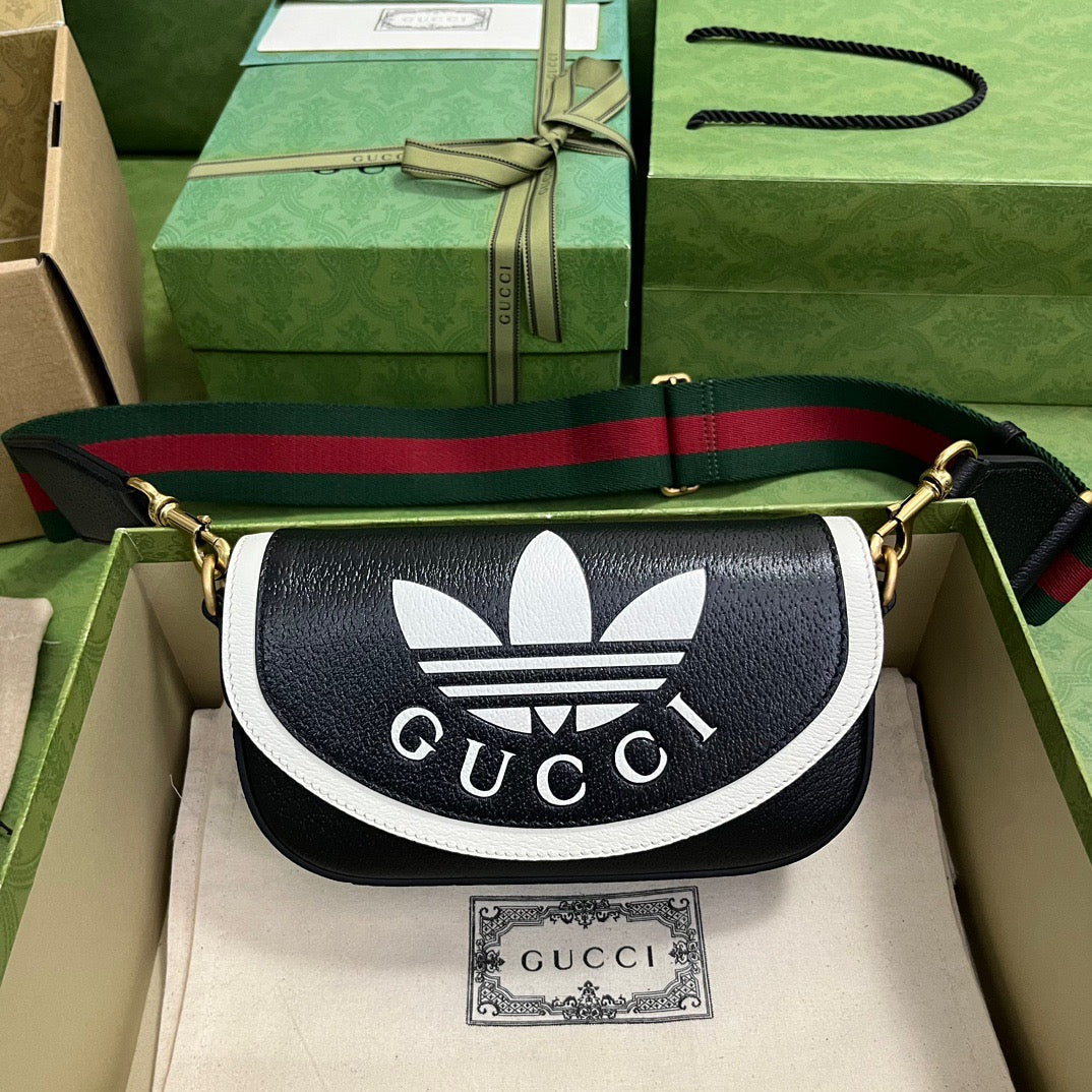 GC Messenger Bag
