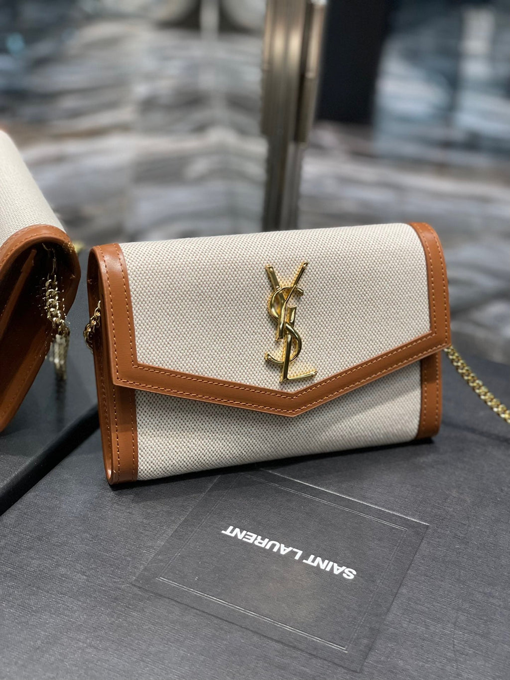 YVT Envelope