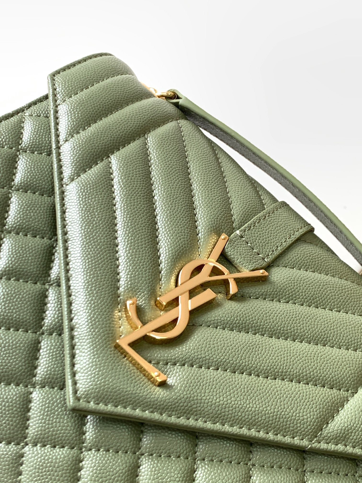 YVT Envelope