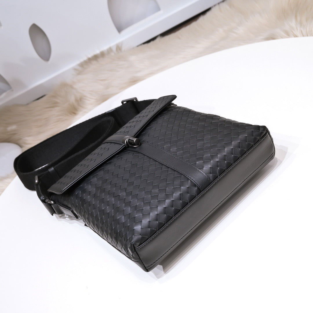 BTV Messenger Bag
