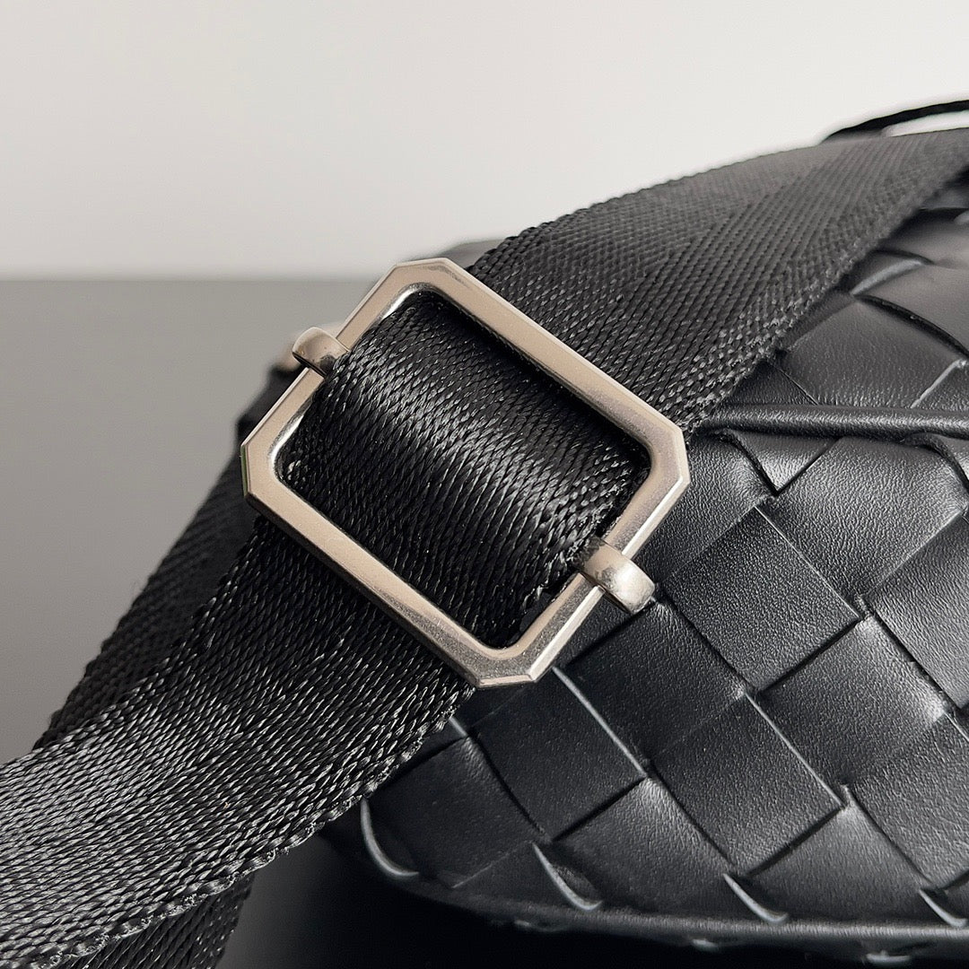 BTV Messenger Bag